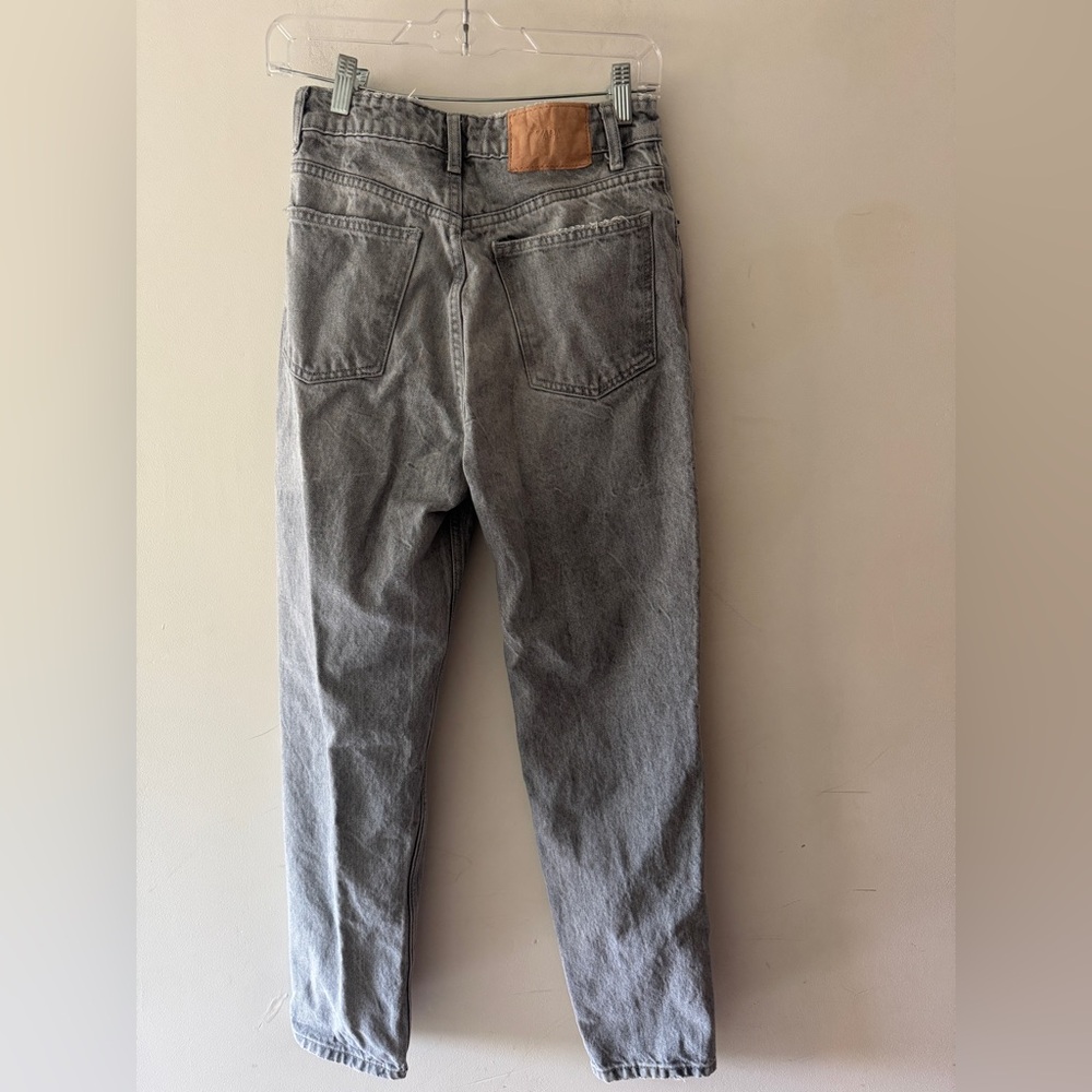 Zara High Waist Gray Washed‎ Distressed Mom Jean - Picture 3 of 4